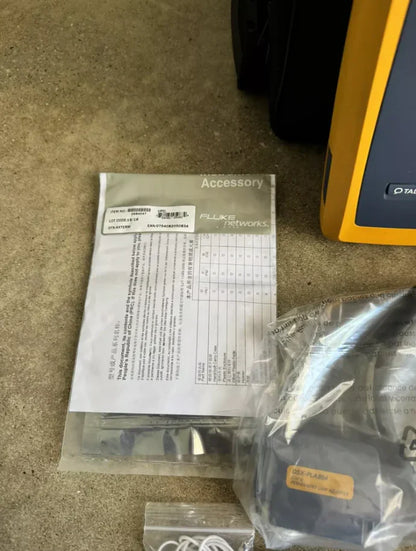 FLUKE Networks DSX 8000 Versiv 2 Cable Certifier Tester Kit